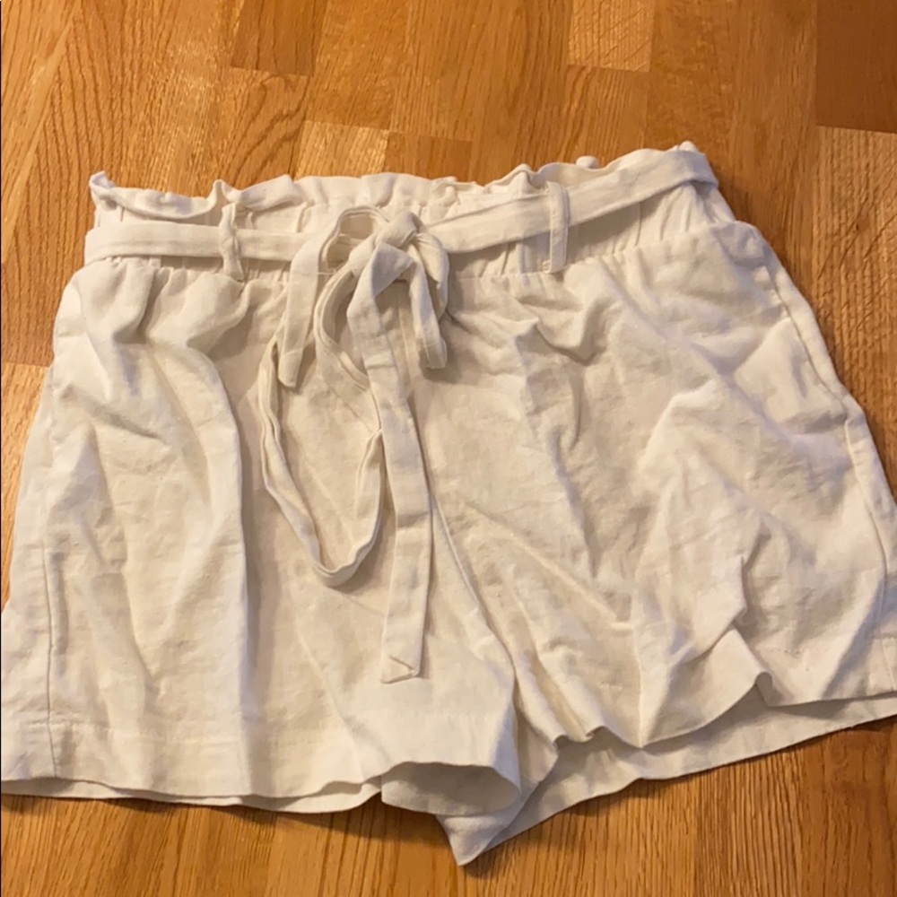 preppy white tie shorts